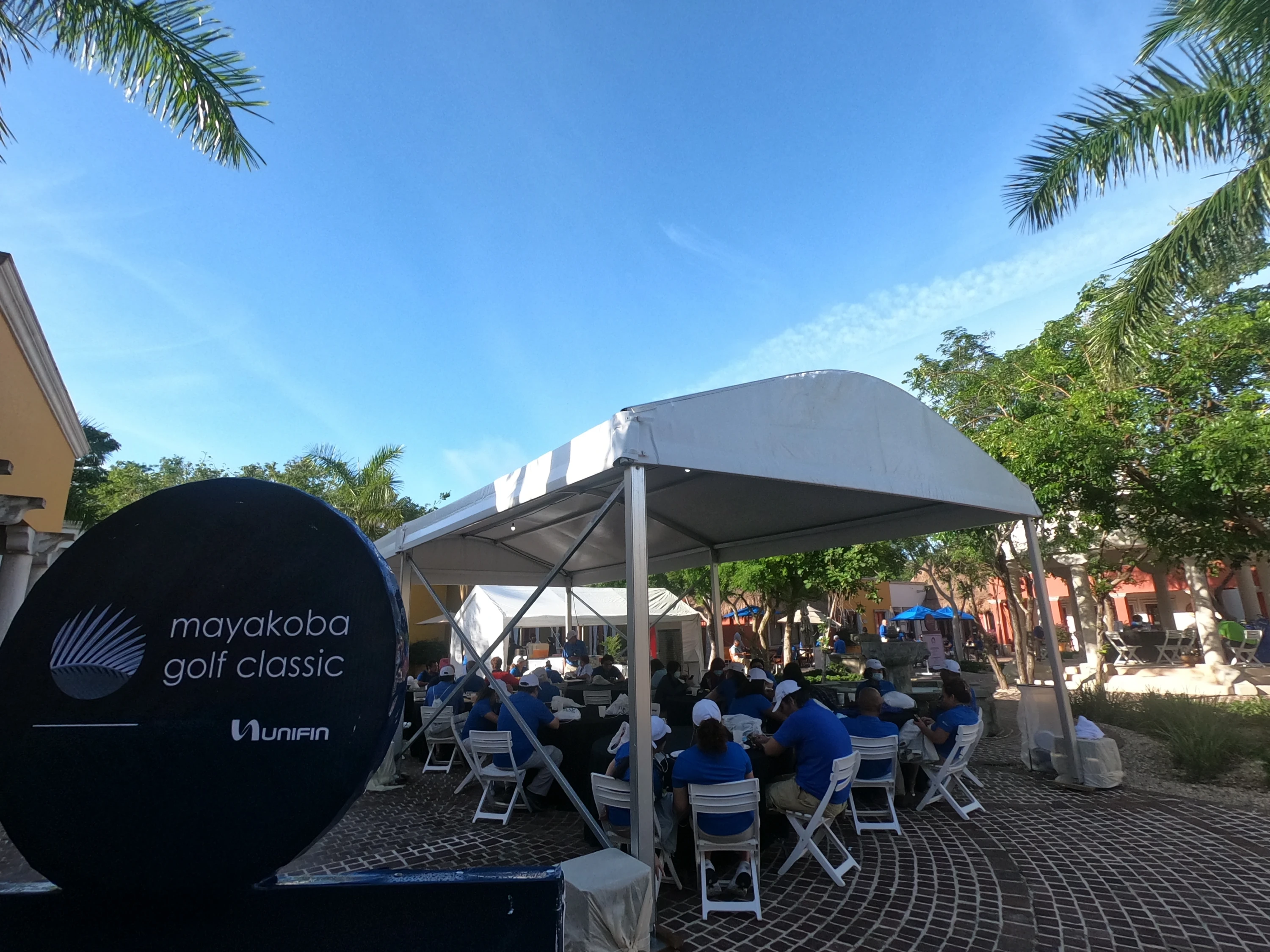 Evento corporativo bajo carpa